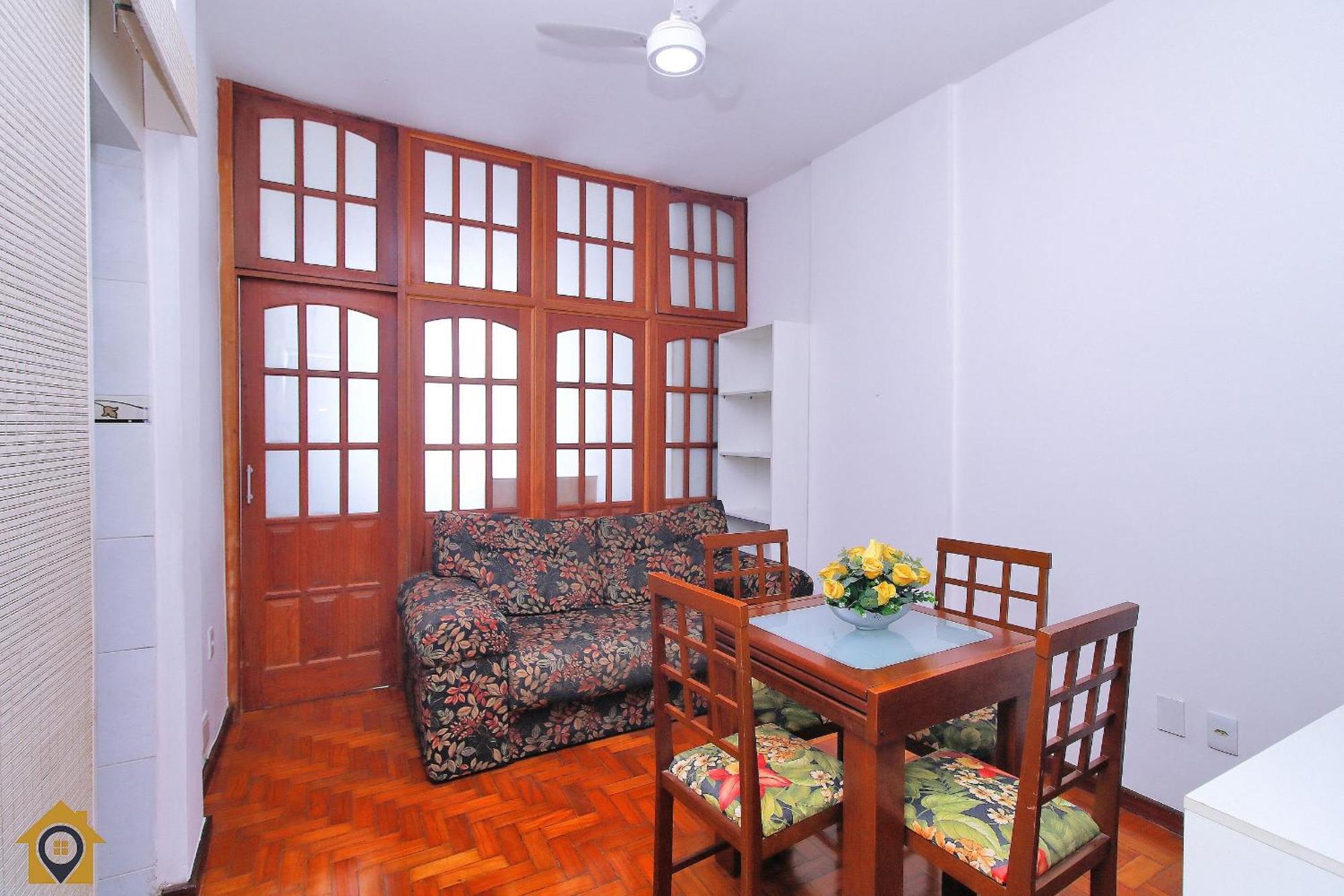 Confortavel P/ 4 Pessoas Em Copacabana Apartamento *
