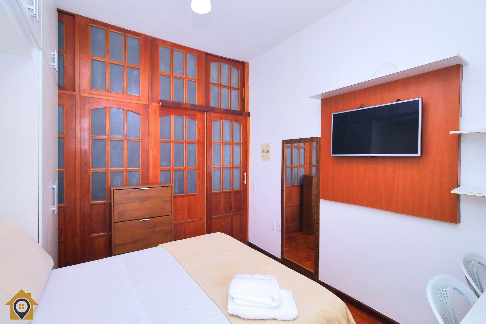 Confortavel P/ 4 Pessoas Em Copacabana Apartamento *