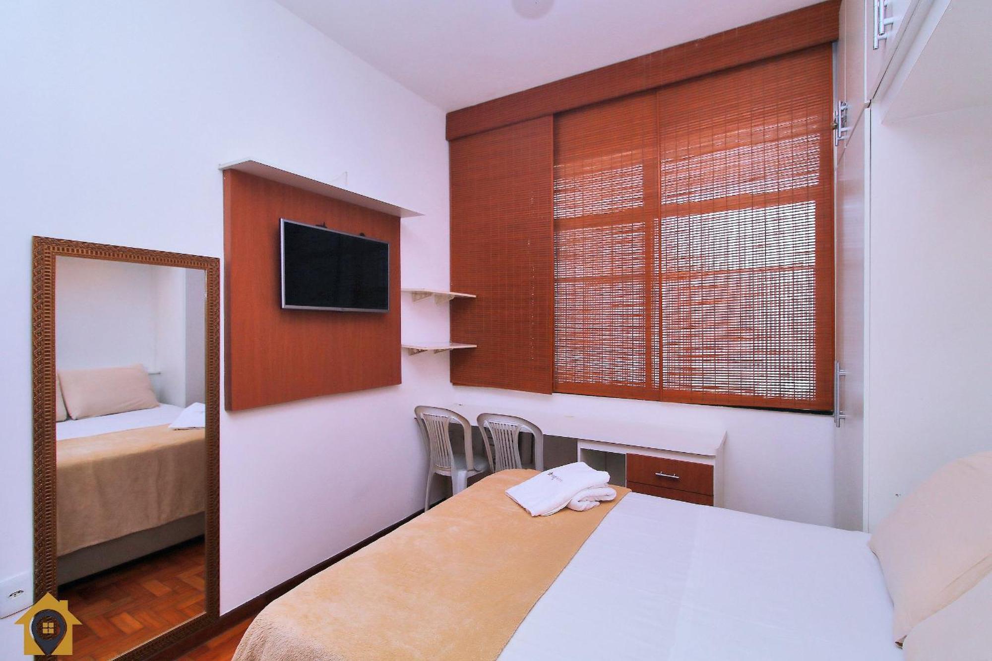 Apartamento Confortavel P/ 4 Pessoas Em Copacabana *